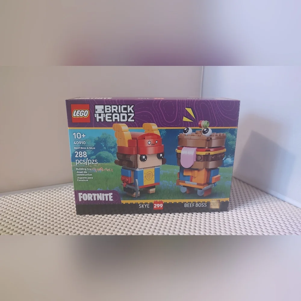 Lego 40910 Beef Boss & Skye Fortnite Brick Headz NWT Building Toy Set #299, #300